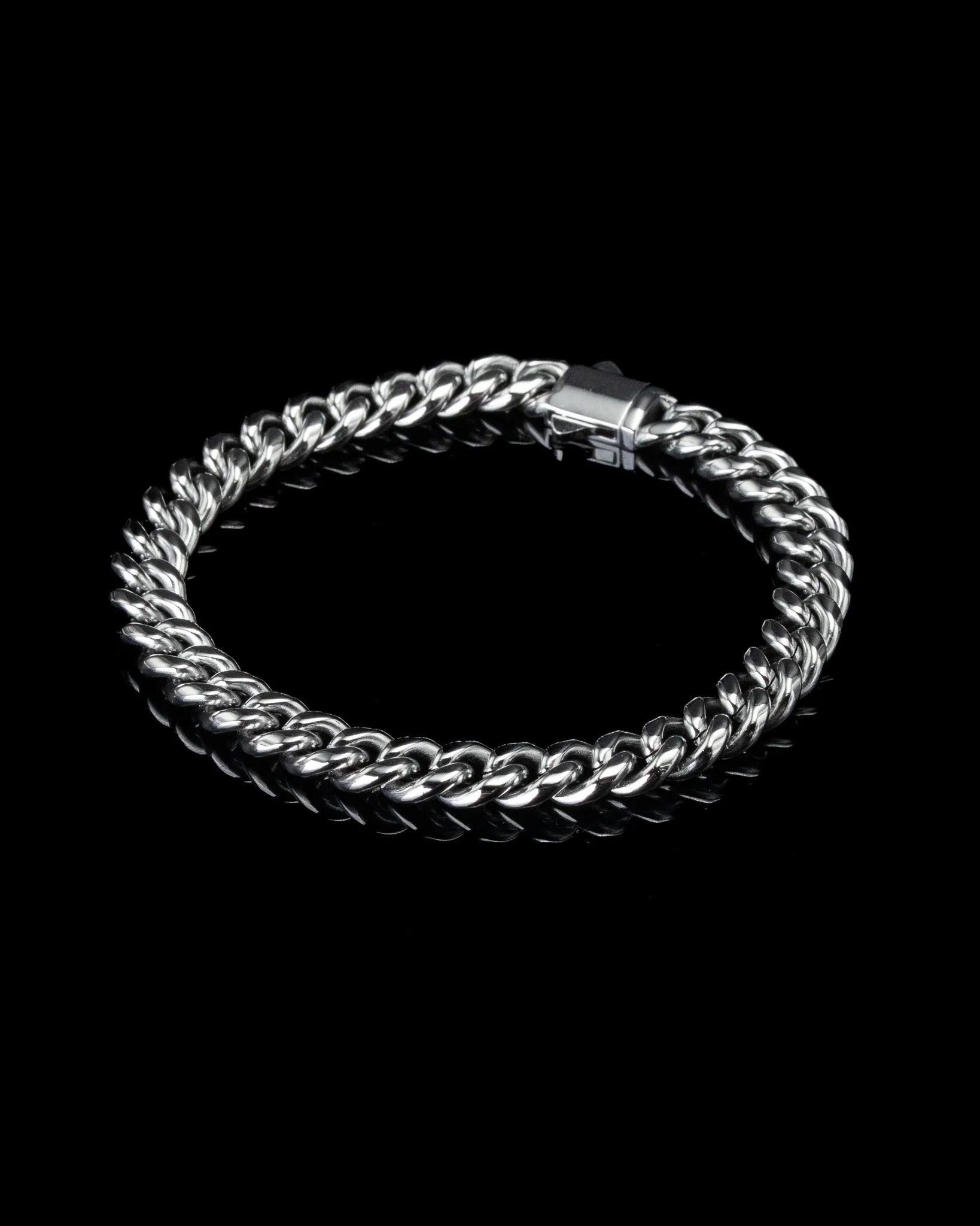 8mm White Gold Cuban Chain - Image 3