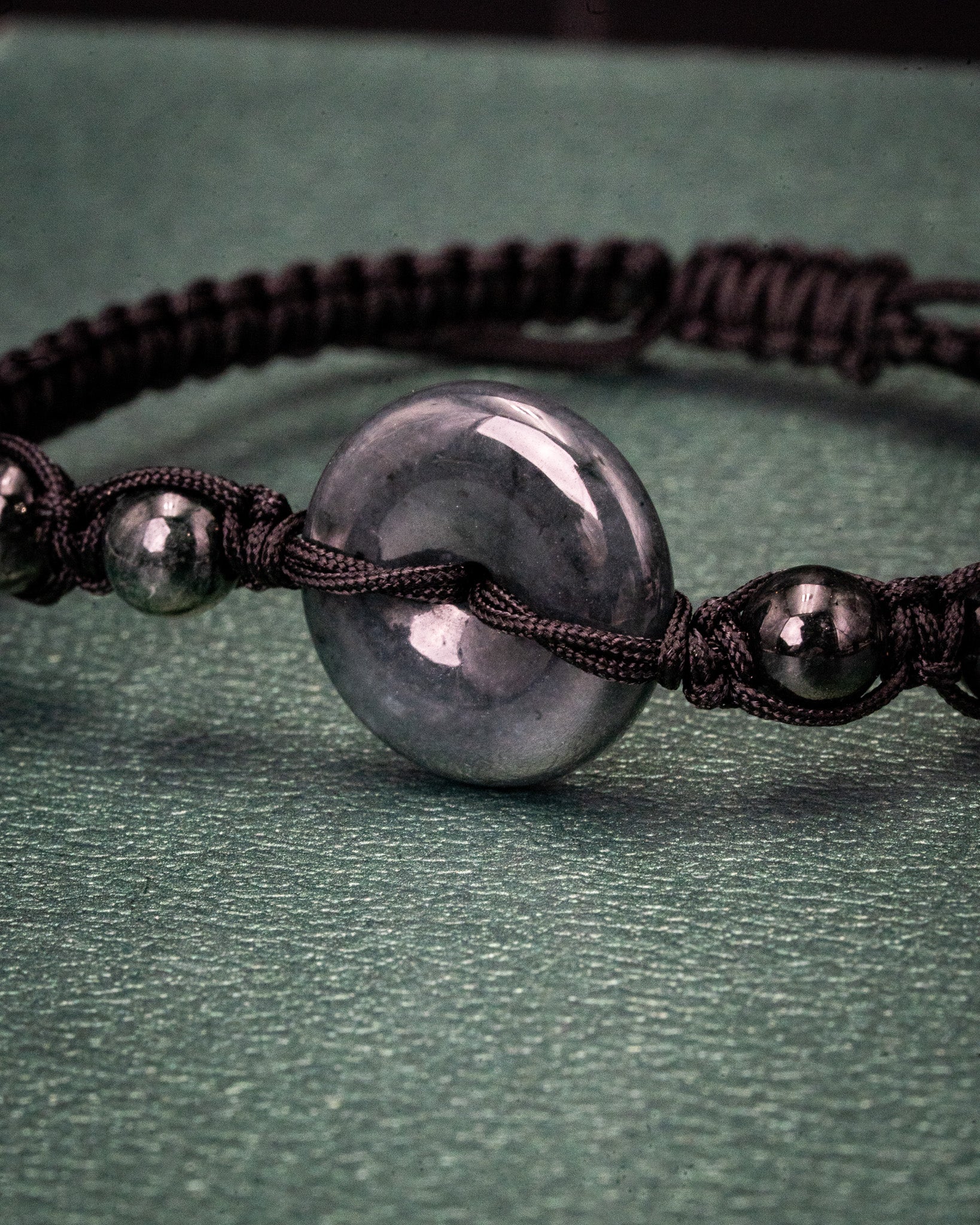 Black Disk Jade Bead Rope Bracelet