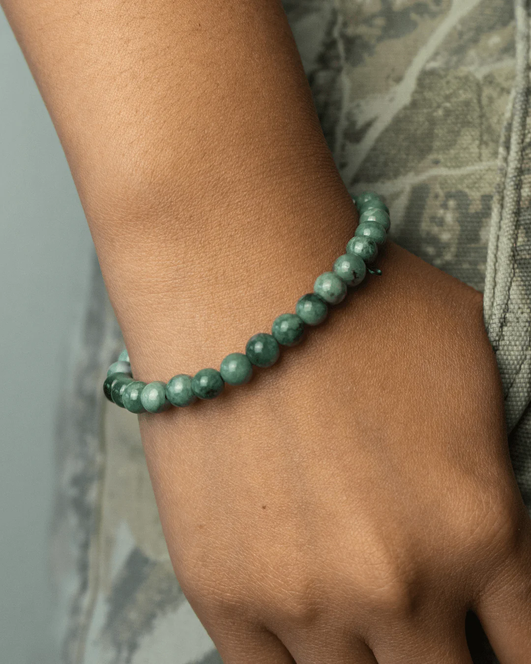 Full Beaded Green Jade Bracelet - Image 4