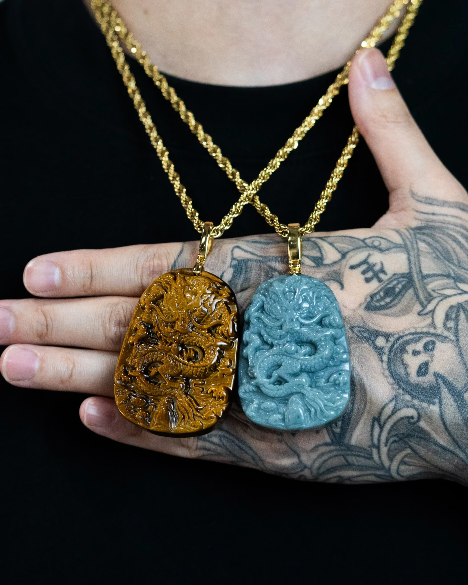 Dragon Flying Over 4 Seas Jade Pendant - Image 2