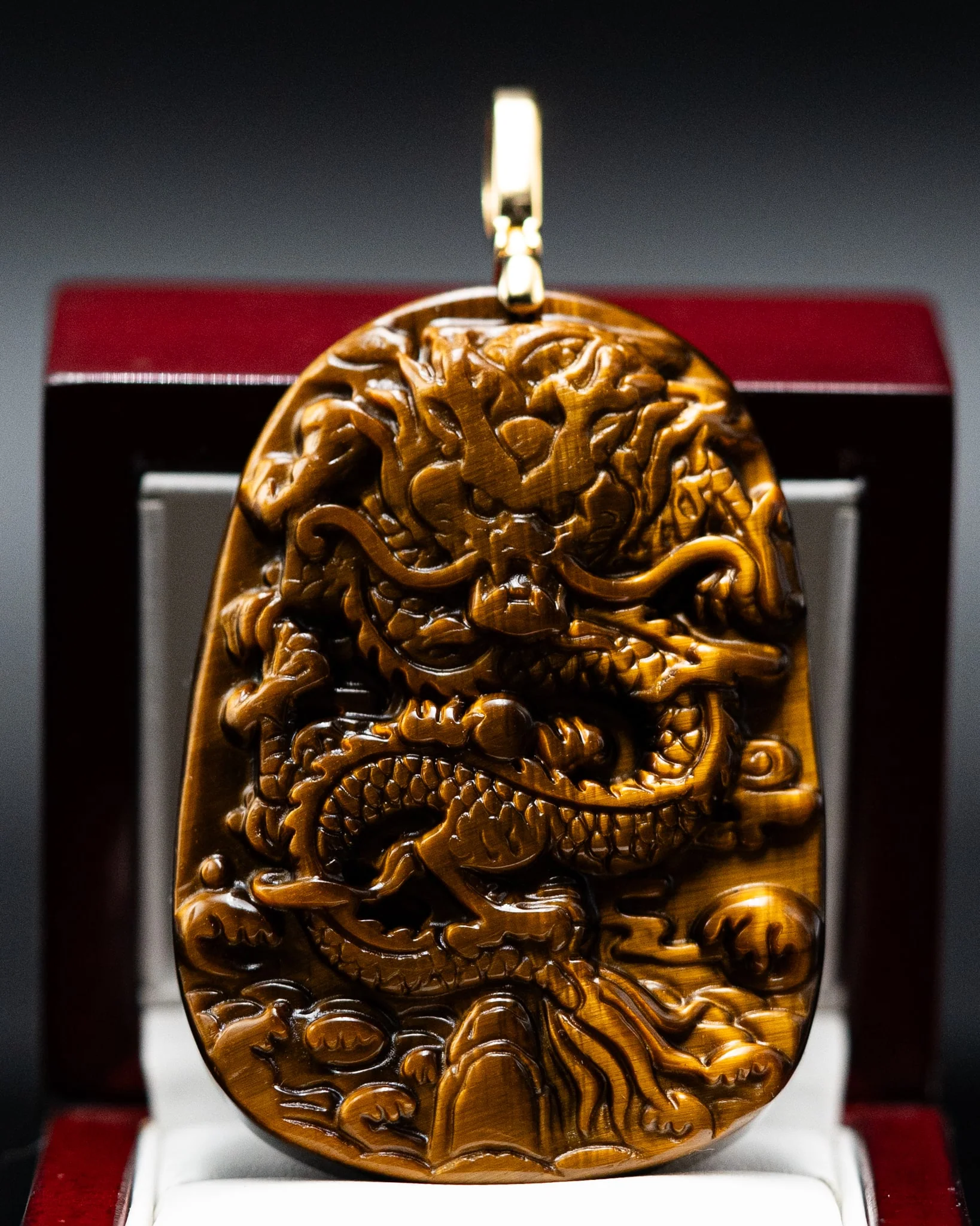 Dragon Flying Over 4 Seas Jade Pendant - Image 3