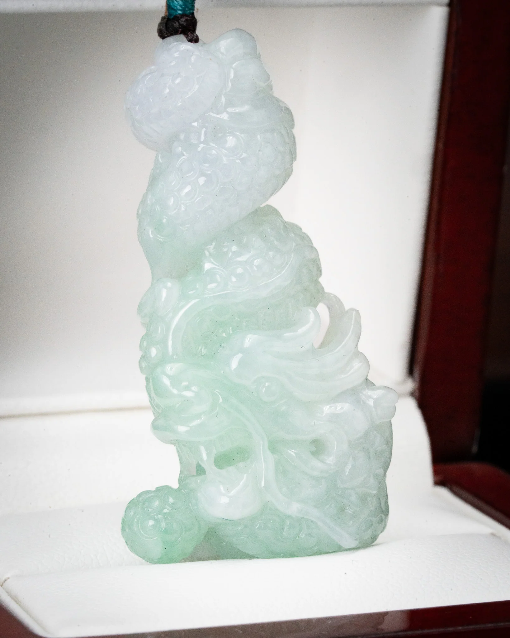 Green/White Dragon Pillar Jade Pendant - Image 2