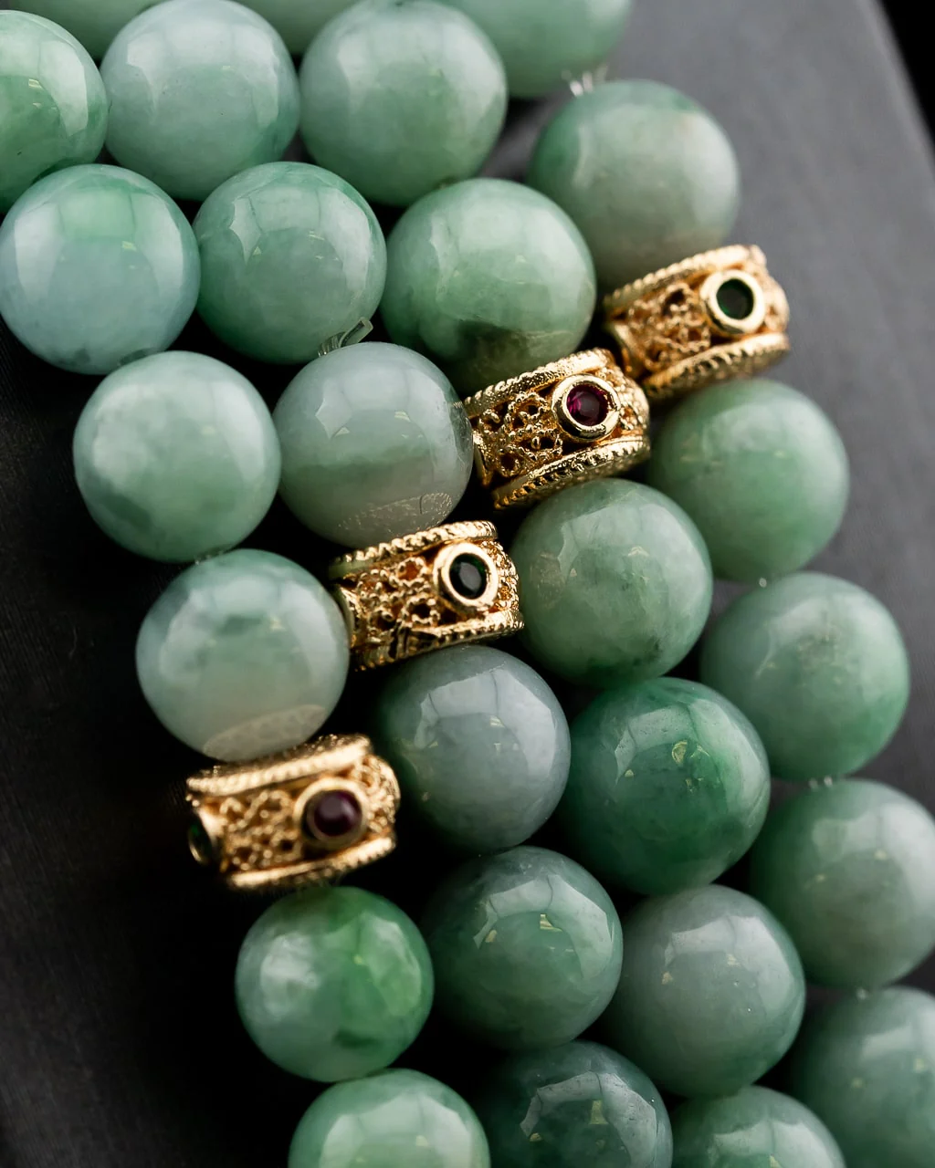 Rare Green/White Jade Beaded Bracelet - Image 3
