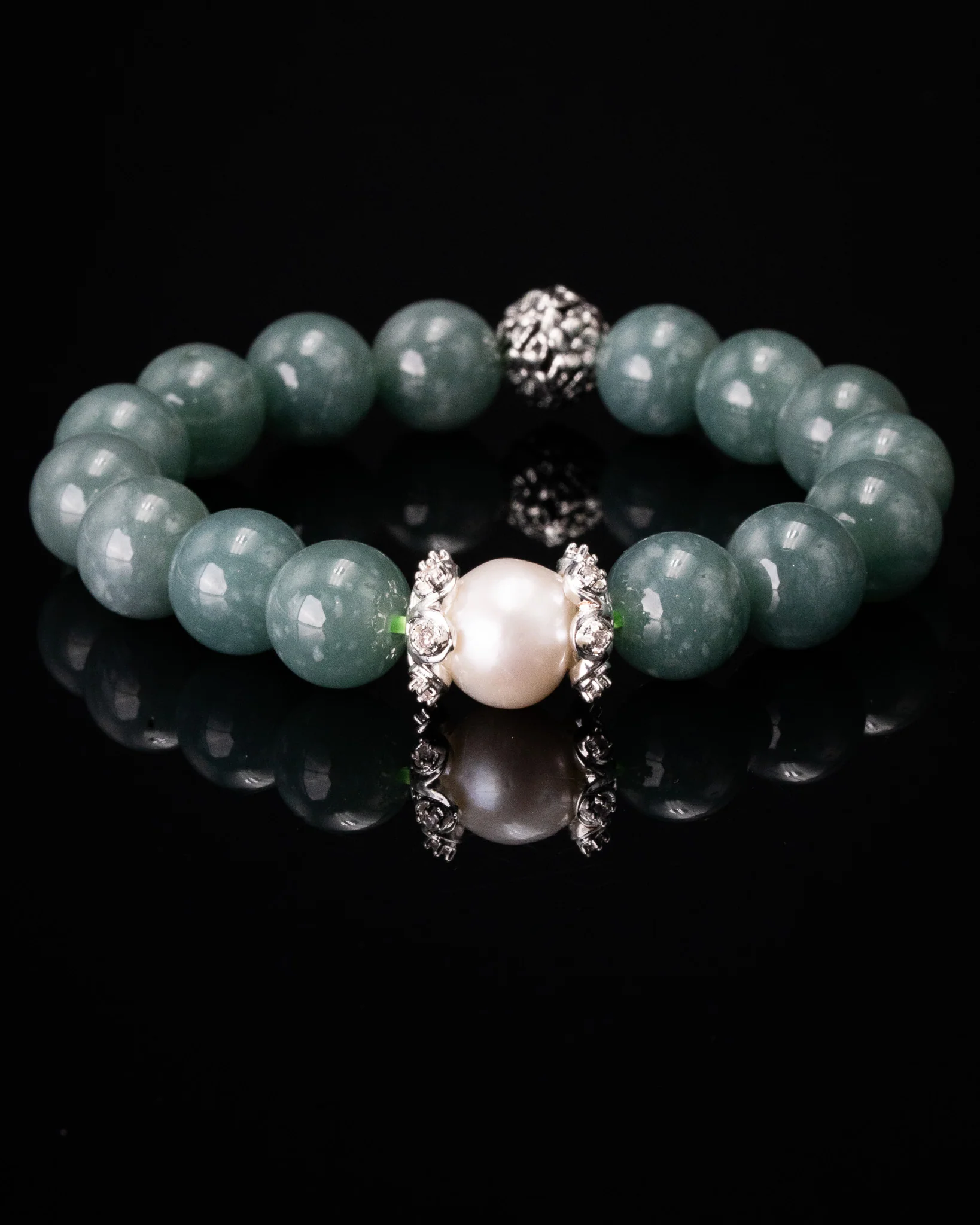 Sakura Pearl Green Jade Beaded Bracelet - Image 5