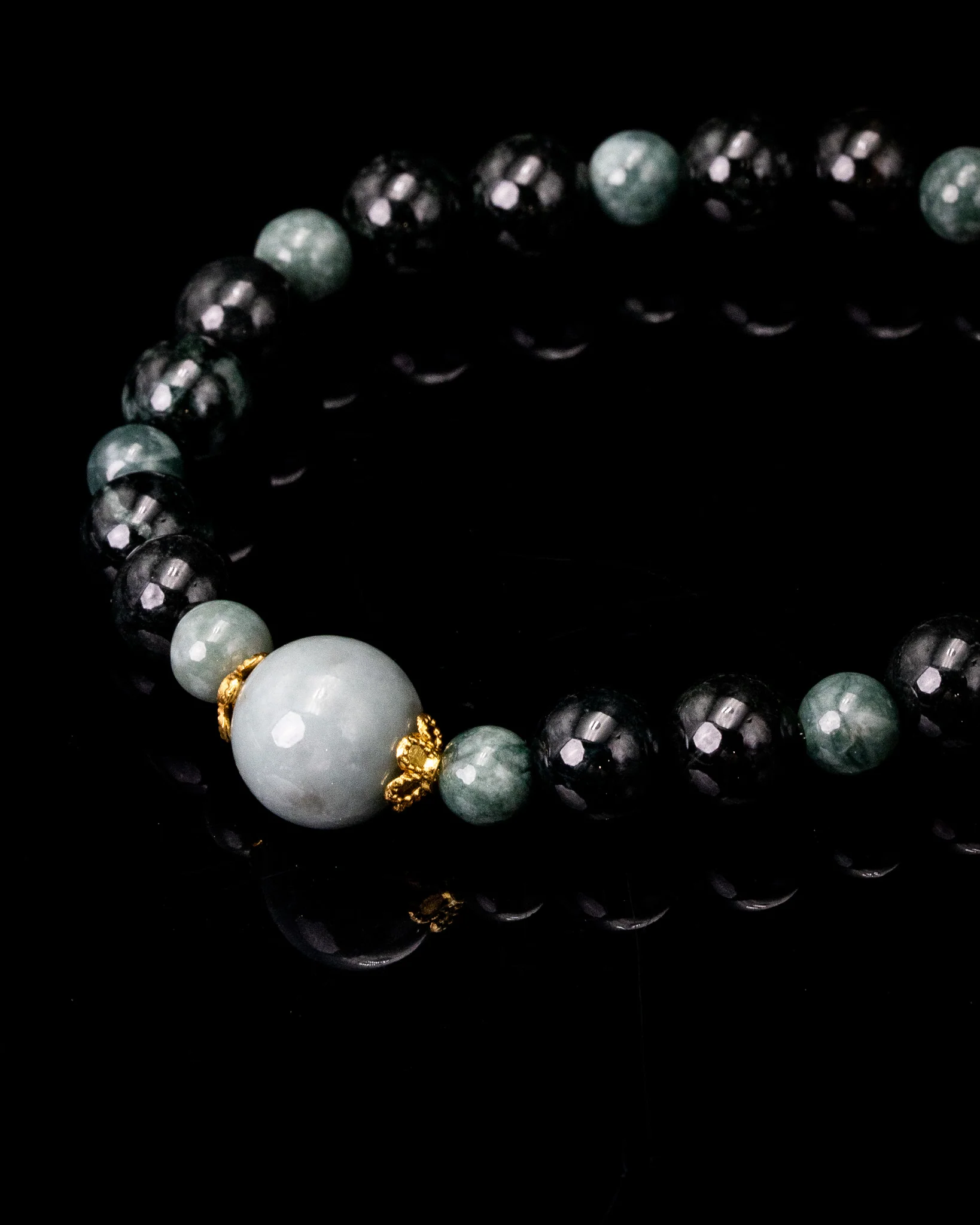 Two-Toned Black/Green Beaded Silver Charm Jade Bracelet - Image 3