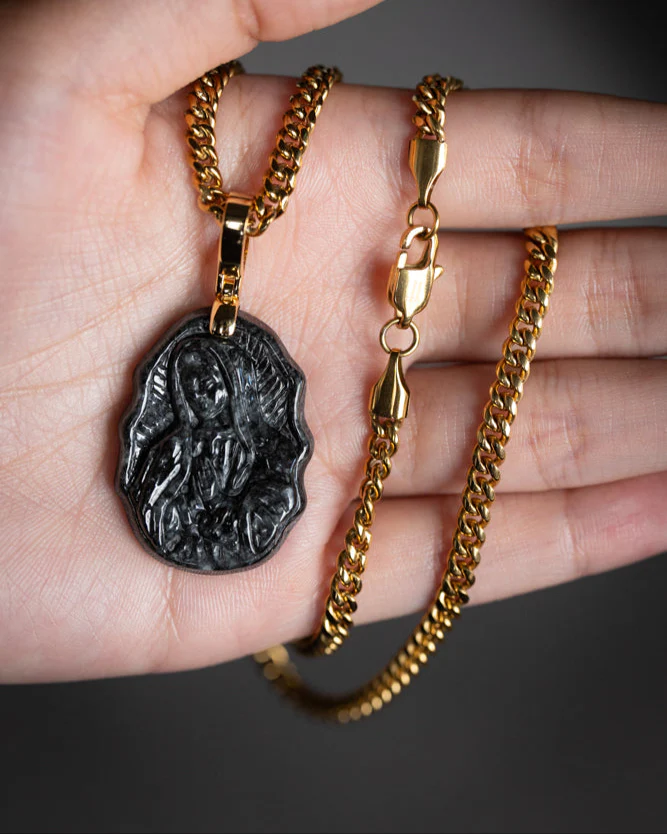 Virgin Mary Jade Pendant - Image 5